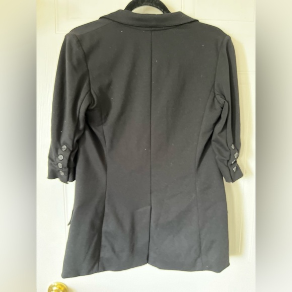 Elizabeth & James Black one-button Blazer - Picture 13 of 16